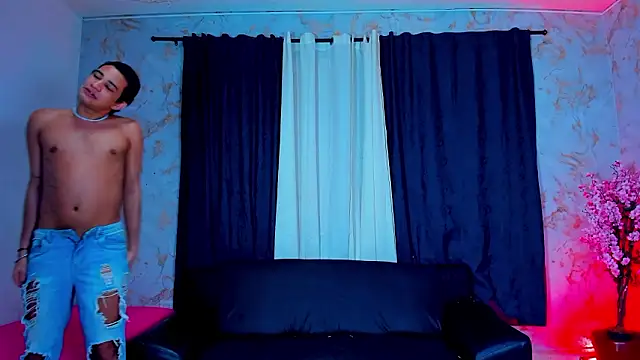 Snapshot of redpointx_ chatting on February 4, 2026, 4:07 am redpointx online show from February 4, 2026, 4:07 am