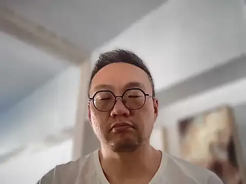 Kumamon518 online show from February 26, 2026, 6:01 am