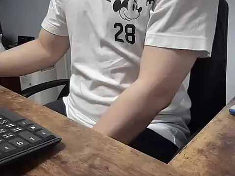 Kumamon518 online show from April 7, 2026, 11:21 am