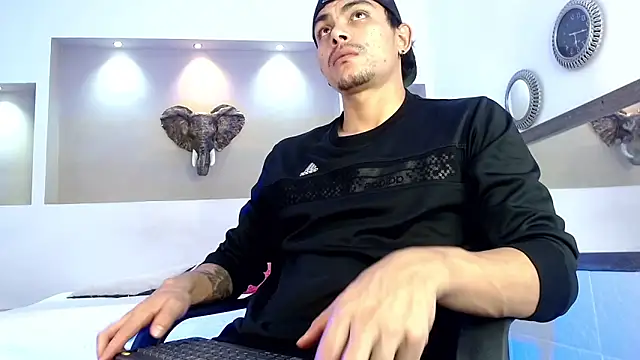 Tommy kurtt online show from November 1, 2025, 10:28 am