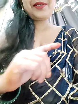 Snapshot of Sofia-ex chatting on September 30, 2025, 7:24 am Sofia-ex online show from September 30, 2025, 7:24 am