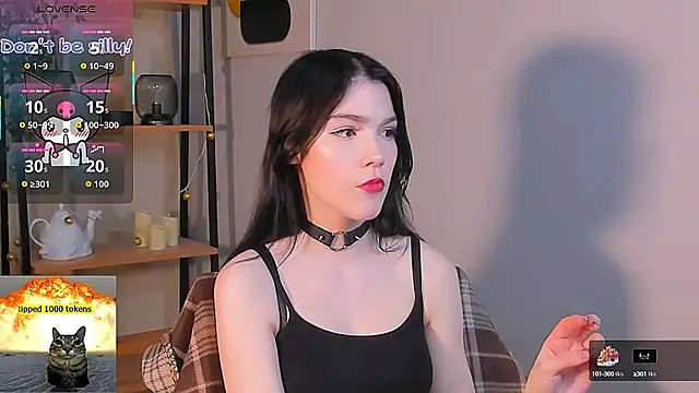 Snapshot of Sophie_SkyAngel chatting on October 7, 2025, 1:41 pm Sophie SkyAngel online show from October 7, 2025, 1:41 pm