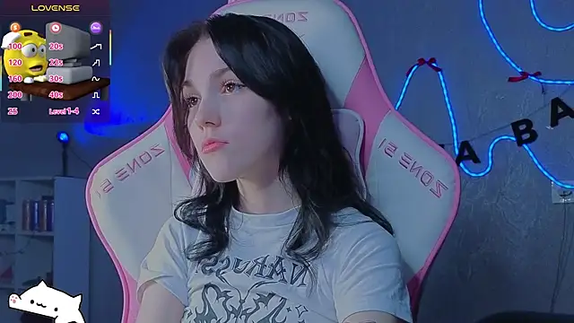 Snapshot of Sophie_SkyAngel chatting on January 9, 2026, 2:31 pm Sophie SkyAngel online show from January 9, 2026, 2:31 pm