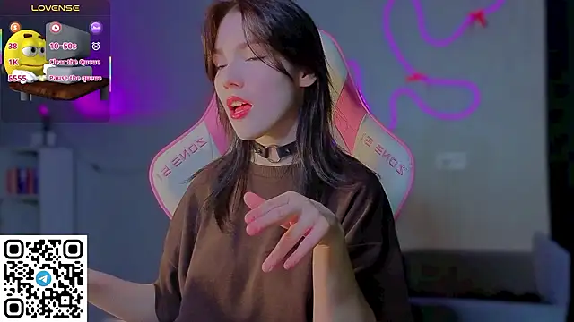 Snapshot of Sophie_SkyAngel chatting on February 27, 2026, 8:20 pm Sophie SkyAngel online show from February 27, 2026, 8:20 pm