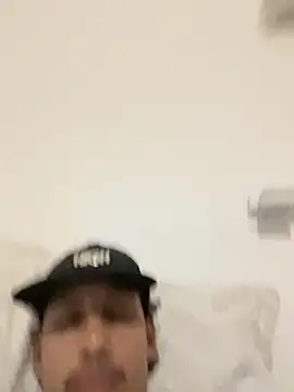 Snapshot of BAGHEERAPGG chatting on December 5, 2025, 3:04 am BAGHEERAPGG online show from December 5, 2025, 3:04 am