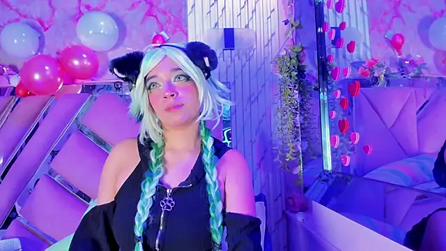 Akane Hikari  online show from February 24, 2026, 4:43 am