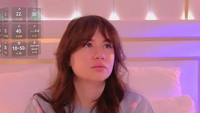 MeganStrain online show from October 17, 2025, 3:31 am