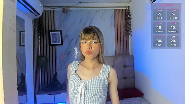 Snapshot of Vanessa_Jenner chatting on May 21, 2026, 8:49 pm Vanessa Jenner online show from May 21, 2026, 8:49 pm