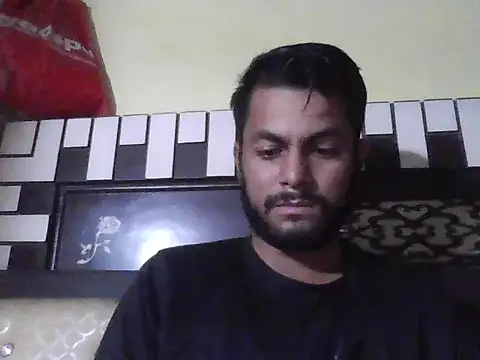 ursdreamperson online show from October 16, 2025, 5:41 am