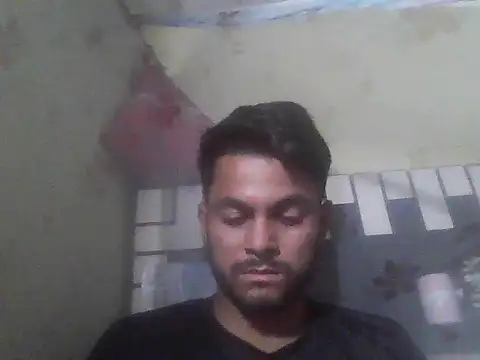 ursdreamperson online show from October 28, 2025, 4:31 pm