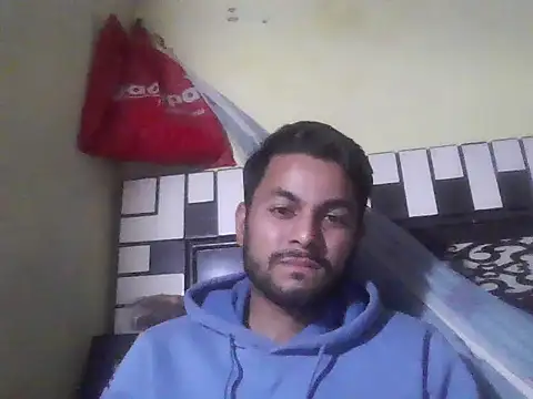 Snapshot of ursdreamperson chatting on December 19, 2025, 3:52 pm ursdreamperson online show from December 19, 2025, 3:52 pm