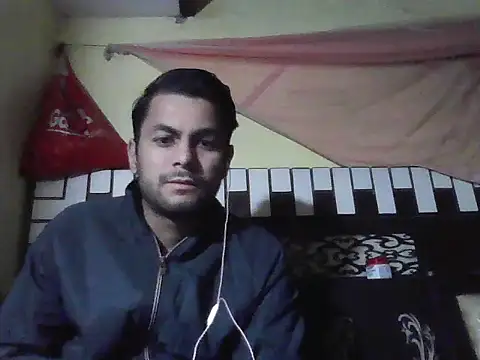 Snapshot of ursdreamperson chatting on February 2, 2026, 2:43 am ursdreamperson online show from February 2, 2026, 2:43 am