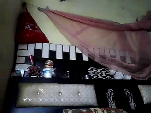 Snapshot of ursdreamperson chatting on February 9, 2026, 4:11 pm ursdreamperson online show from February 9, 2026, 4:11 pm