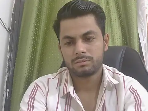 ursdreamperson online show from July 11, 2026, 2:25 am