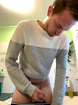 Snapshot of Italy_sex_boy chatting on October 6, 2025, 9:18 am Italy sex boy online show from October 6, 2025, 9:18 am