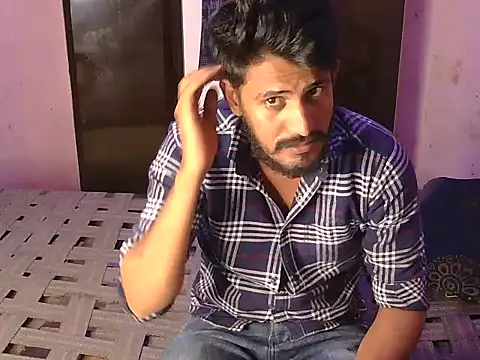 krishjaat43 online show from May 31, 2026, 6:31 pm
