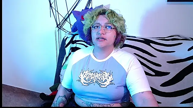 Snapshot of XxGreenGoodxX chatting on March 8, 2026, 11:30 pm XxGreenGoodxX online show from March 8, 2026, 11:30 pm