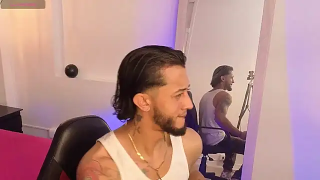 jonas conor online show from April 4, 2026, 6:16 pm