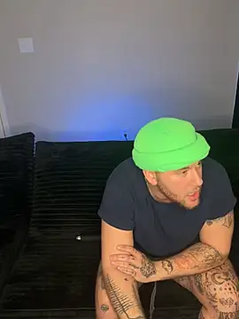 theviberoom online show from December 15, 2025, 6:34 pm