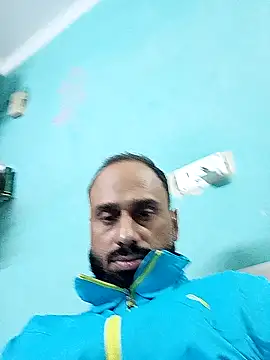 amitkumarkangra online show from December 15, 2025, 2:54 pm