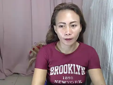 joanpetite online show from March 9, 2026, 12:25 am
