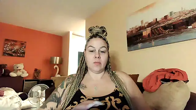 Snapshot of number1slut chatting on December 5, 2024, 10:23 pm number1slut online show from December 5, 2024, 10:23 pm