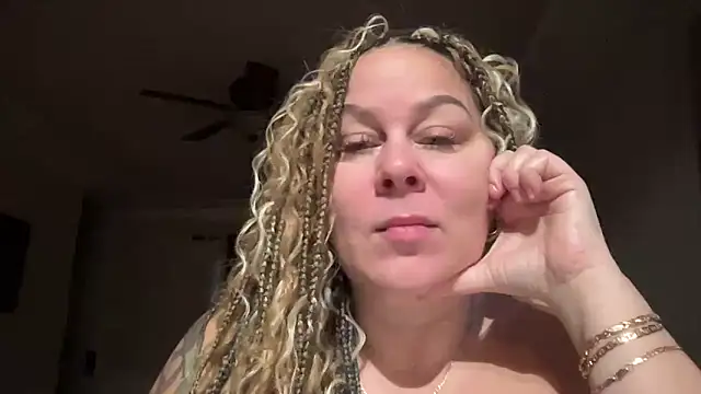 Snapshot of number1slut chatting on March 9, 2026, 12:09 pm number1slut online show from March 9, 2026, 12:09 pm