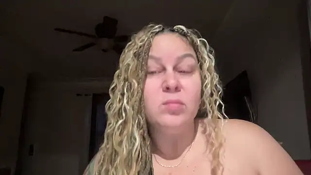Snapshot of number1slut chatting on March 19, 2026, 11:47 am number1slut online show from March 19, 2026, 11:47 am