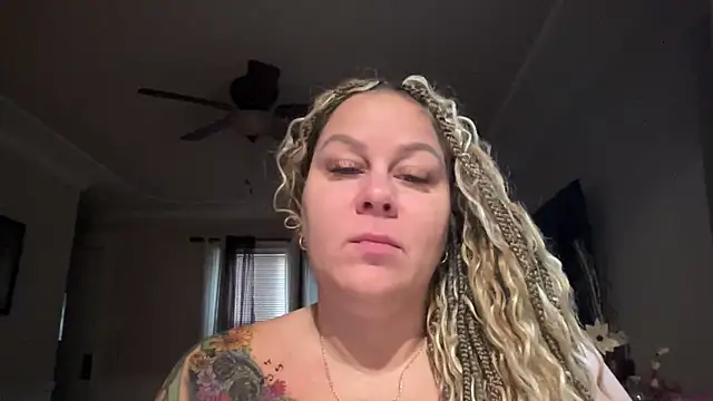 Snapshot of number1slut chatting on March 25, 2026, 12:22 pm number1slut online show from March 25, 2026, 12:22 pm