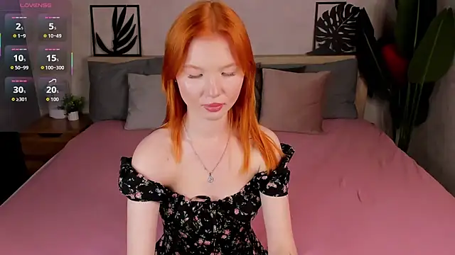Snapshot of Anna_Patterson chatting on October 7, 2025, 10:01 am Anna Patterson online show from October 7, 2025, 10:01 am