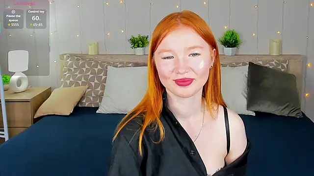 Snapshot of Anna_Patterson chatting on October 13, 2025, 9:09 am Anna Patterson online show from October 13, 2025, 9:09 am