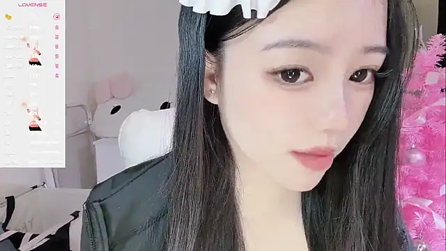 Snapshot of MM-feifei chatting on December 17, 2025, 2:45 pm MM-feifei online show from December 17, 2025, 2:45 pm