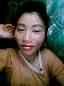 Snapshot of Phuongphuongg chatting on September 15, 2025, 10:04 am Phuongphuongg online show from September 15, 2025, 10:04 am