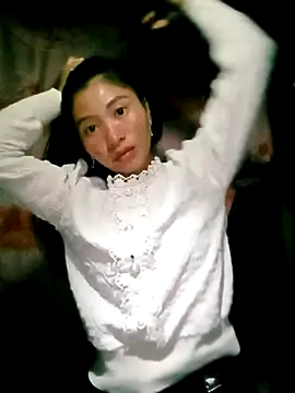 Snapshot of Phuongphuongg chatting on September 26, 2025, 1:37 pm Phuongphuongg online show from September 26, 2025, 1:37 pm