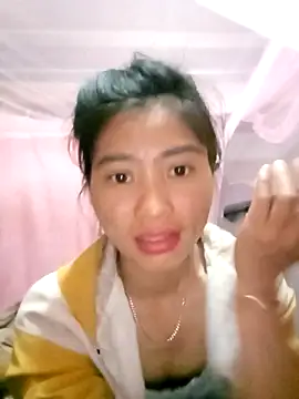 Phuongphuongg online show from November 10, 2025, 3:38 am