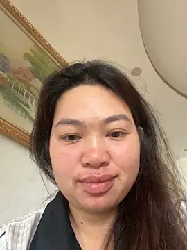 Nhung584 online show from October 18, 2025, 12:35 am