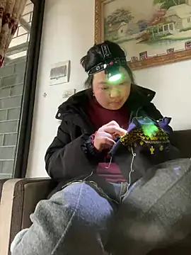 Nhung584 online show from February 11, 2026, 2:49 am