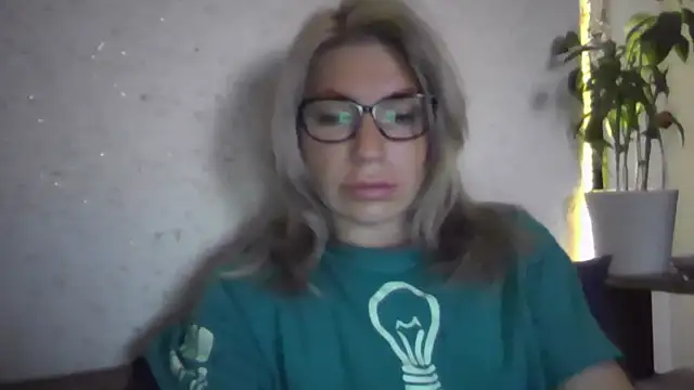 Snapshot of fox_red_lady7 chatting on November 15, 2025, 5:38 am fox red lady7 online show from November 15, 2025, 5:38 am