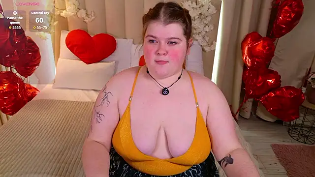 Snapshot of Mia_Ray chatting on February 9, 2026, 5:39 pm Mia Ray online show from February 9, 2026, 5:39 pm