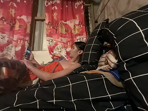 Snapshot of asya_chris chatting on January 6, 2026, 10:41 am asya chris online show from January 6, 2026, 10:41 am