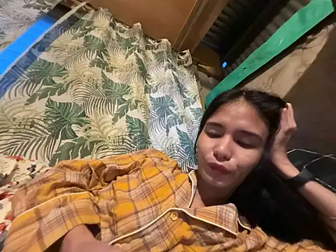 Snapshot of asya_chris chatting on February 22, 2026, 9:52 am asya chris online show from February 22, 2026, 9:52 am