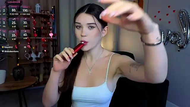 Snapshot of MollyBaby chatting on February 9, 2026, 1:59 pm MollyBaby online show from February 9, 2026, 1:59 pm