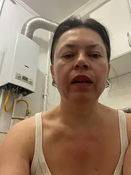 Kiravix online show from April 9, 2026, 8:47 pm