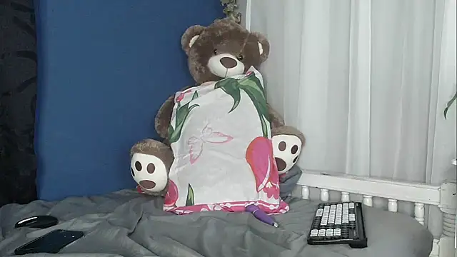 Snapshot of lishainparis18 chatting on February 10, 2026, 7:18 pm lishainparis18 online show from February 10, 2026, 7:18 pm