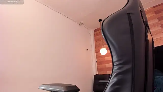 Emily brown04 online show from January 9, 2026, 11:13 am