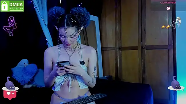 Bluedarkelf888 online show from January 13, 2026, 9:53 pm