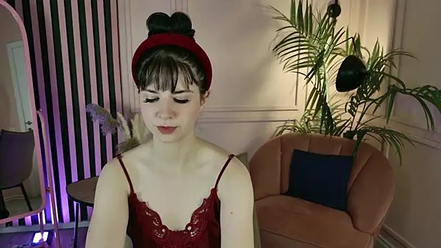 Snapshot of Wander_Waves chatting on November 26, 2025, 9:49 pm Wander Waves online show from November 26, 2025, 9:49 pm