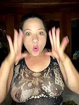 sabrossa online show from December 19, 2025, 3:57 am