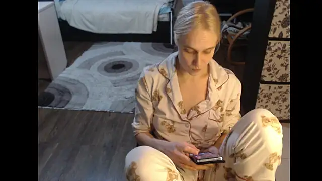 Snapshot of Ur_SweetLuckyGirl777 chatting on October 10, 2025, 3:33 pm Ur SweetLuckyGirl777 online show from October 10, 2025, 3:33 pm
