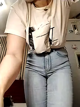 Mayaaaaaa  online show from February 24, 2026, 7:28 am